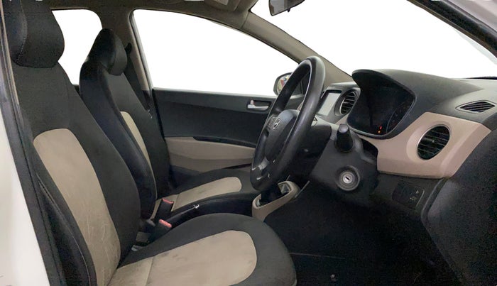 2017 Hyundai Grand i10 SPORTZ (O) 1.2 KAPPA VTVT, Petrol, Manual, 50,093 km, Right Side Front Door Cabin