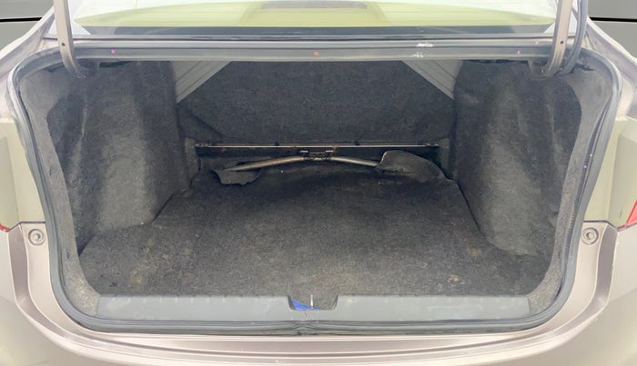 2015 Honda City 1.5L I-VTEC V MT, Petrol, Manual, 1,17,265 km, Boot Open Zoomed View