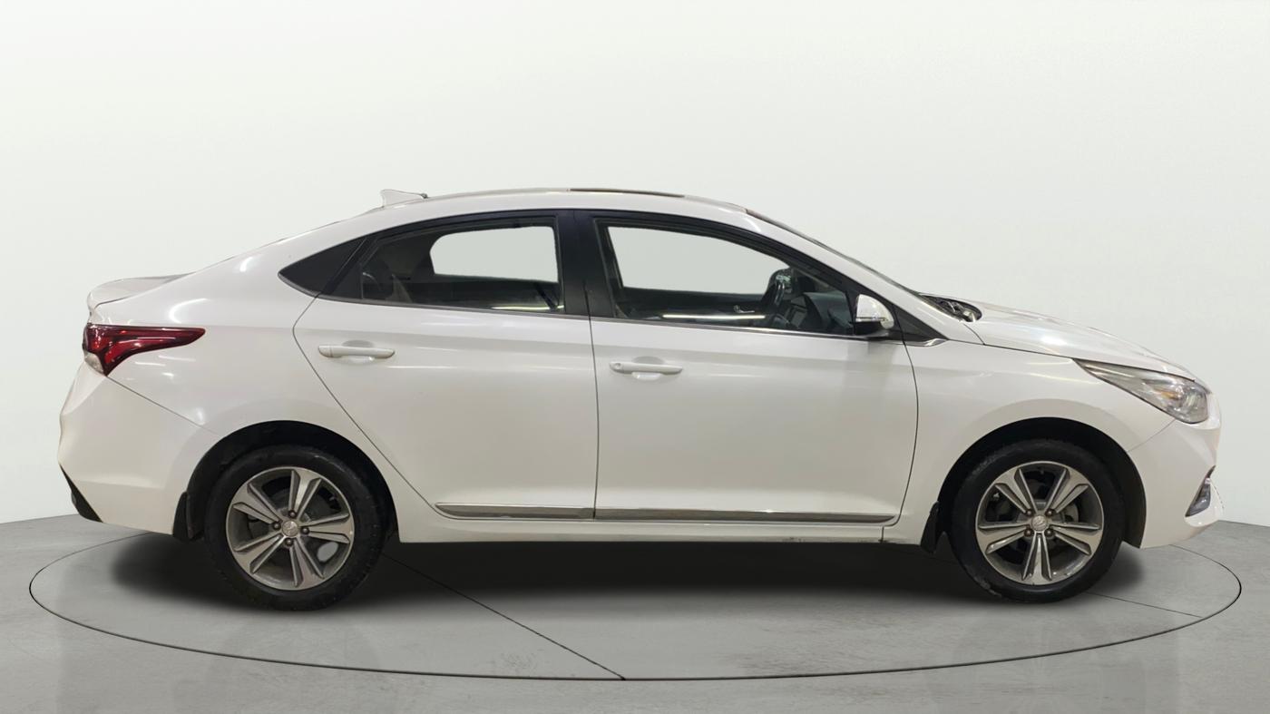 2018 Hyundai Verna 1.6 CRDI SX + AT, Diesel, Automatic, 51,028 km, Right Side View