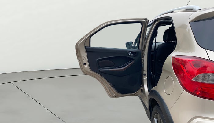 2018 Ford FREESTYLE TITANIUM 1.2 PETROL, Petrol, Manual, 5,865 km, LHS Rear Door