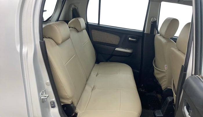 2015 Maruti Wagon R 1.0 VXI, Petrol, Manual, 1,05,396 km, Right Side Rear Door Cabin