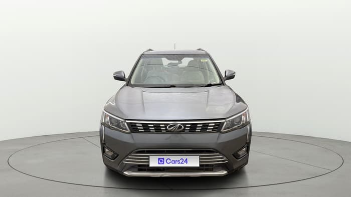 2021 Mahindra XUV300 W8 (O) 1.5 DIESEL, Diesel, Manual, 56,185 km, Front