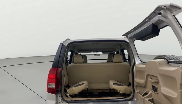 2017 Mahindra TUV300 T8, Diesel, Manual, 70,081 km, Boot Open Zoomed View