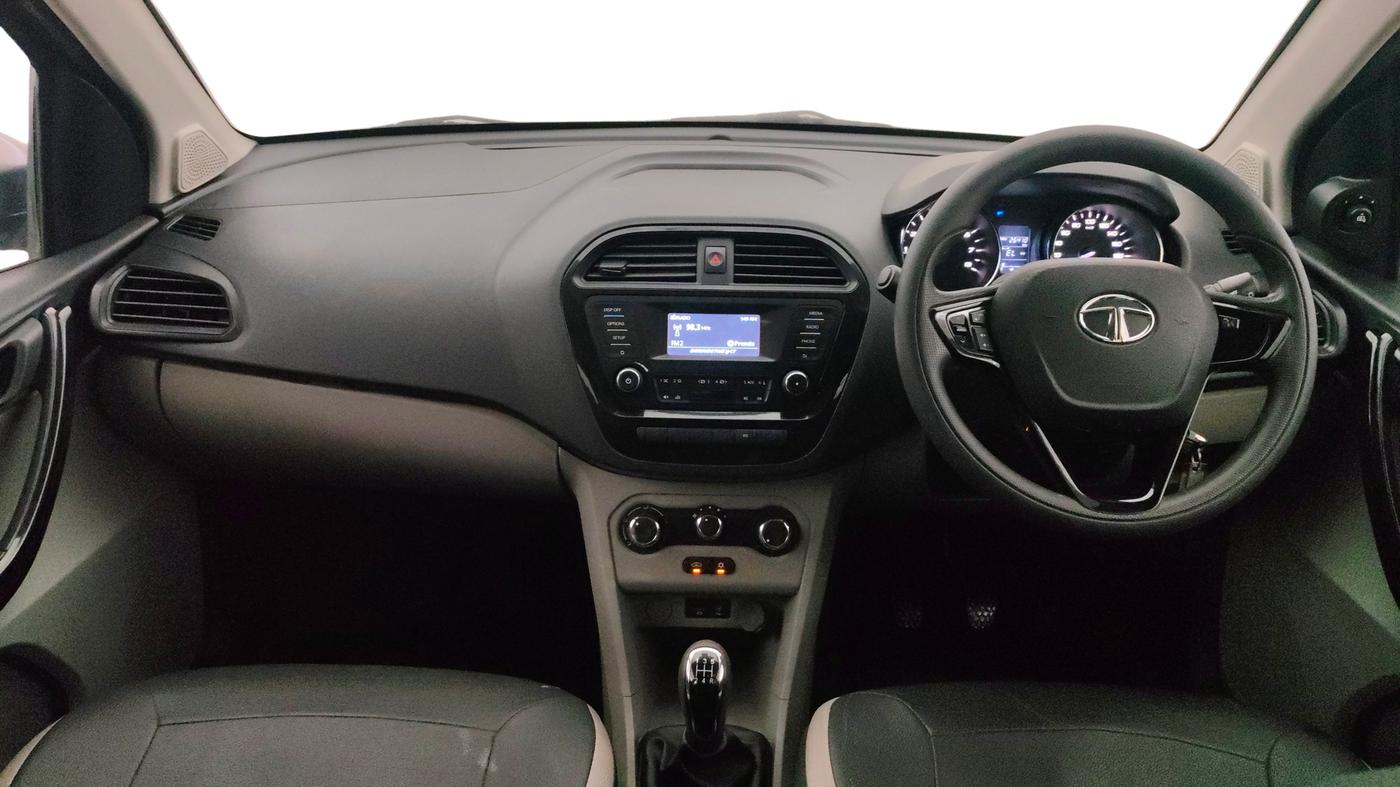 2019 Tata Tiago XZ PETROL, Petrol, Manual, 26,370 km, Dashboard