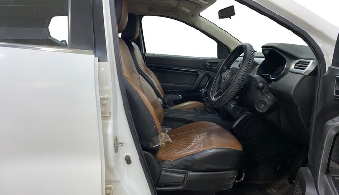 2021 Renault Kiger RXL MT, Petrol, Manual, 44,048 km, Right Side Front Door Cabin