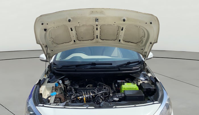 2017 Hyundai Elite i20 ASTA 1.2 (O), CNG, Manual, 1,45,979 km, Open Bonet