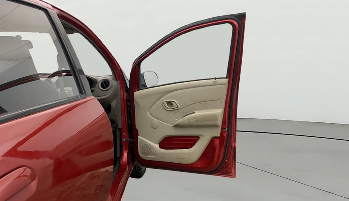 2017 Datsun Redi Go T (O), Petrol, Manual, 23,380 km, RHS Front Door