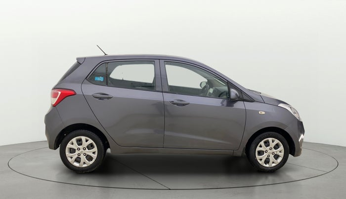 2016 Hyundai Grand i10 MAGNA 1.1 CRDI, Diesel, Manual, 84,987 km, Right Side View