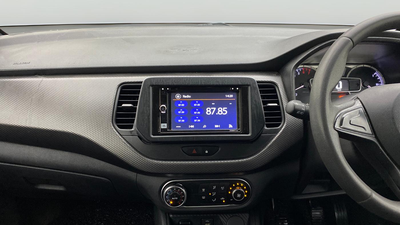 2019 Nissan Kicks XL 1.5, CNG, Manual, 55,560 km, Air Conditioner