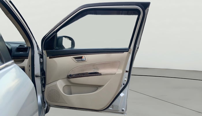 2015 Maruti Swift Dzire VXI, Petrol, Manual, 76,868 km, RHS Front Door