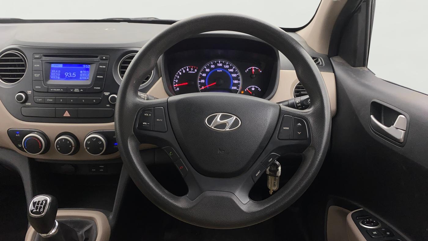 2015 Hyundai Grand i10 SPORTZ 1.2 KAPPA VTVT, Petrol, Manual, 70,997 km, Steering Wheel Close Up