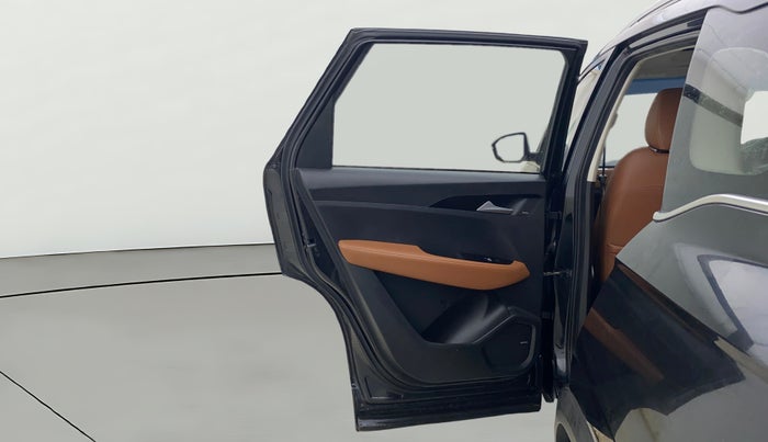 2021 MG HECTOR SHARP 1.5 PETROL CVT, Petrol, Automatic, 63,586 km, LHS Rear Door