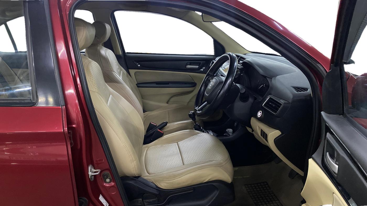 2018 Honda Amaze 1.2L I-VTEC V, Petrol, Manual, 94,738 km, Right Side Front Door Cabin