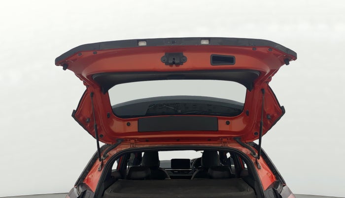 2023 Tata NEXON FEARLESS DUAL TONE 1.2 PETROL, Petrol, Manual, 3,335 km, Boot Door Open