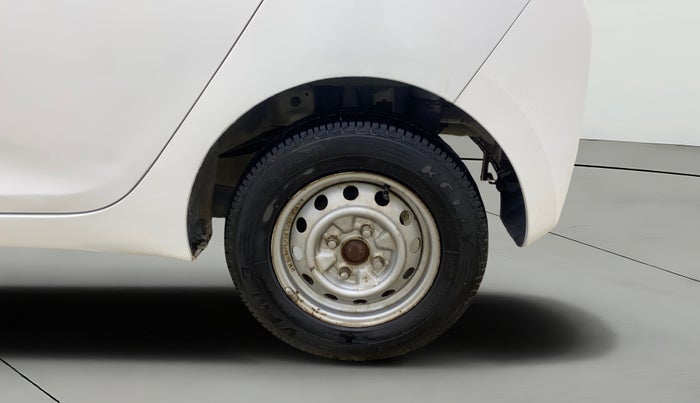 2014 Hyundai Eon D-LITE+, Petrol, Manual, 48,749 km, Left Rear Wheel