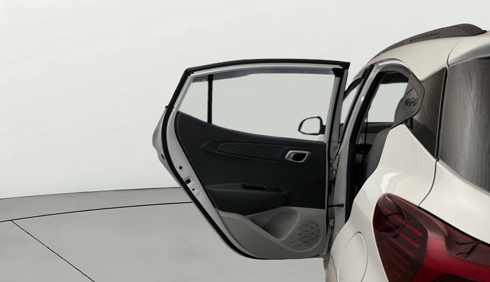 2024 Hyundai GRAND I10 NIOS SPORTZ 1.2 KAPPA VTVT, Petrol, Manual, 4,586 km, LHS Rear Door