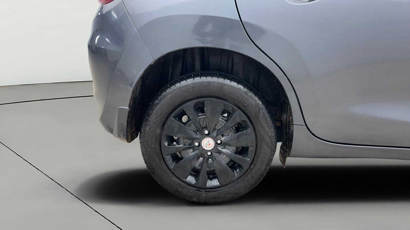 2024 Toyota Glanza E, Petrol, Manual, 21,475 km, Right Rear Wheel