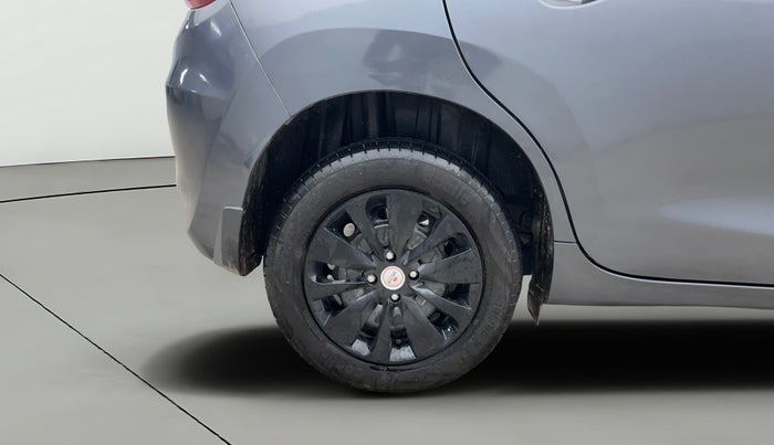 2024 Toyota Glanza E, Petrol, Manual, 21,359 km, Right Rear Wheel