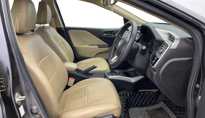 2019 Honda City 1.5L I-VTEC V MT, Petrol, Manual, 39,891 km, Right Side Front Door Cabin