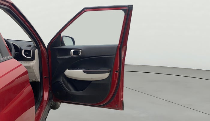 2022 Hyundai VENUE SX 1.2 PETROL, Petrol, Manual, 36,043 km, RHS Front Door