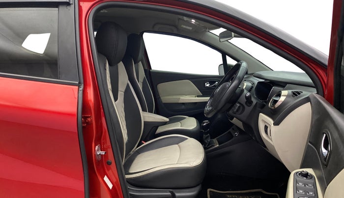 2018 Renault Captur PLATINE DIESEL DUAL TONE, Diesel, Manual, 1,03,432 km, Right Side Front Door Cabin