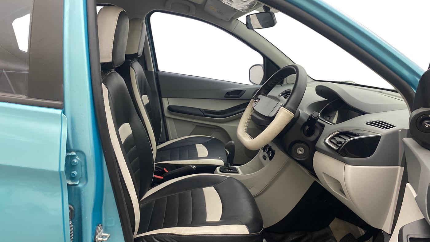 2025 Tata Tiago XTA PETROL, Petrol, Automatic, 16,589 km, Right Side Front Door Cabin