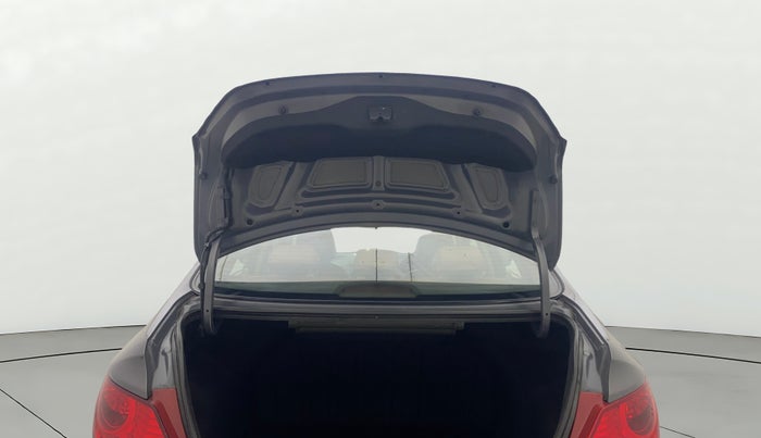 2012 Hyundai Verna FLUIDIC 1.6 CRDI SX, Diesel, Manual, 94,556 km, Boot Door Open