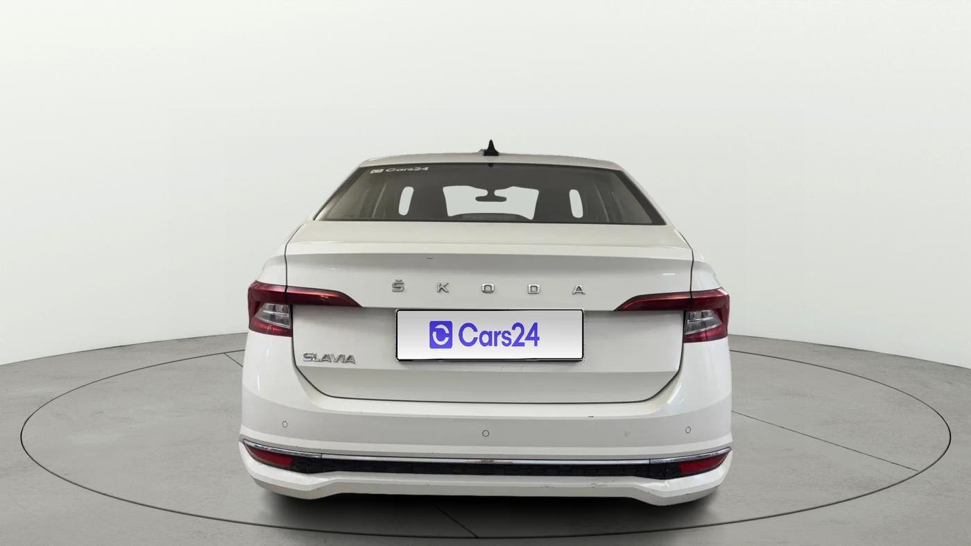 2023 Skoda SLAVIA STYLE 1.0L TSI AT, Petrol, Automatic, 25,743 km, Back/Rear
