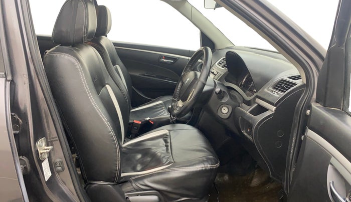 2016 Maruti Swift VXI, Petrol, Manual, 94,102 km, Right Side Front Door Cabin