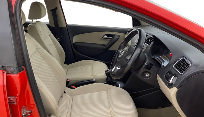 2013 Volkswagen Polo HIGHLINE DIESEL, Diesel, Manual, 52,206 km, Right Side Front Door Cabin