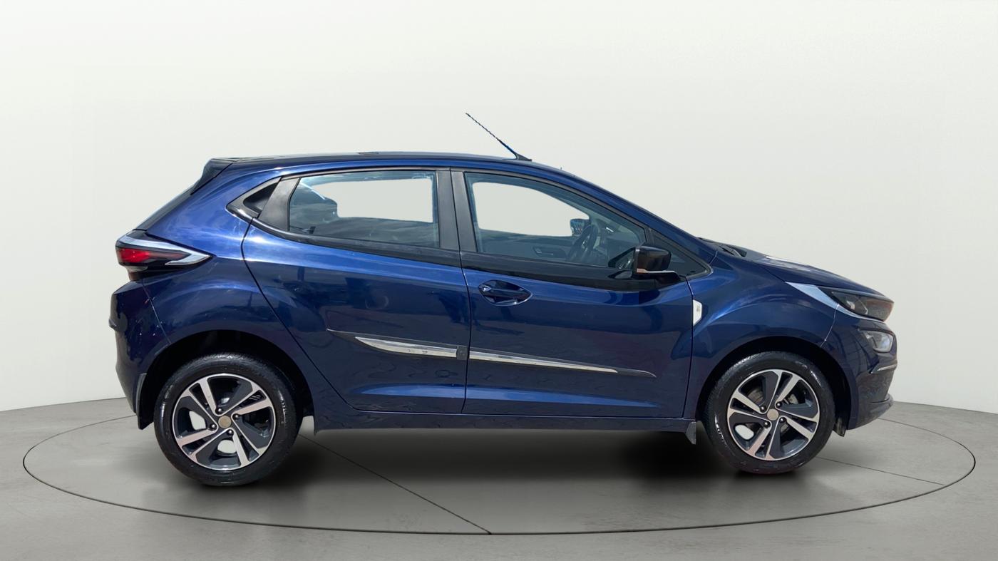 2022 Tata ALTROZ XZA PLUS, Petrol, Automatic, 24,271 km, Right Side View