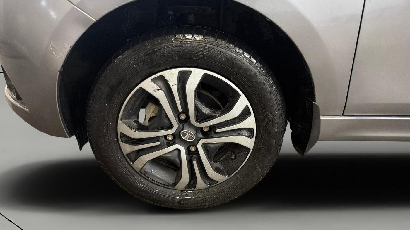 2019 Tata Tiago XZA PETROL, Petrol, Automatic, 27,925 km, Left Front Wheel