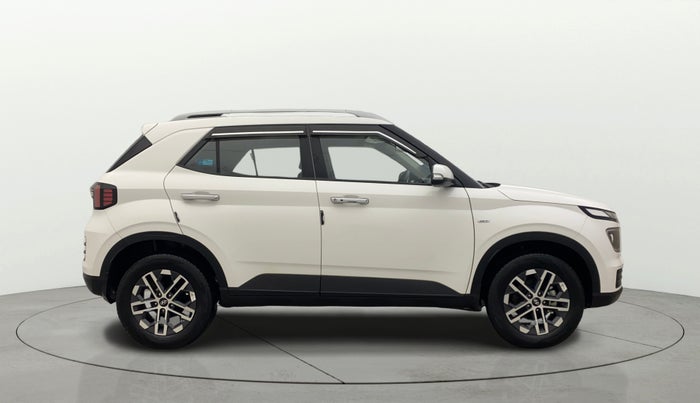 2024 Hyundai VENUE SX (O) 1.0 TURBO DCT, Petrol, Automatic, 16,853 km, Right Side View