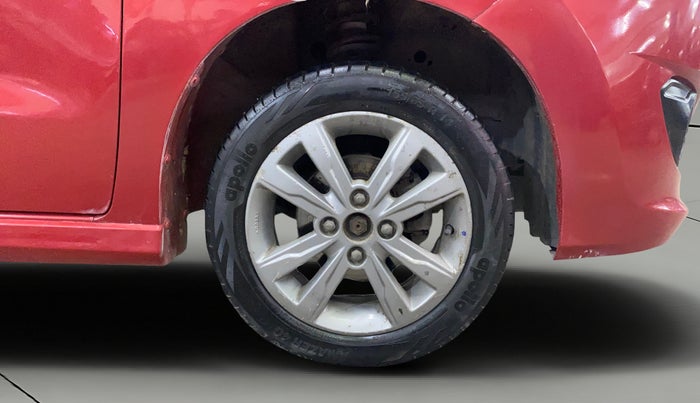 2014 Maruti Wagon R 1.0 VXI, Petrol, Manual, 71,169 km, Right Front Wheel