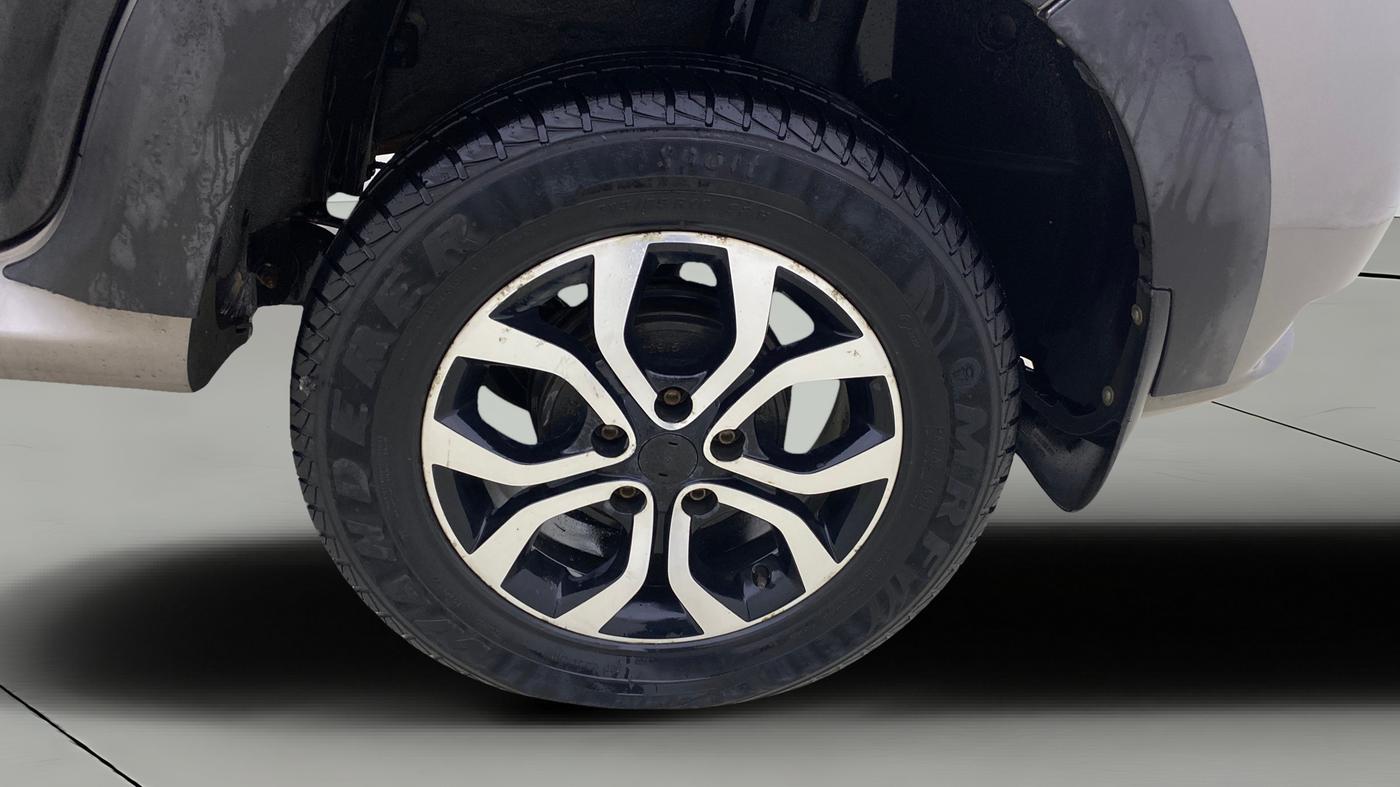 2018 Nissan Terrano  XL D Plus, Diesel, Manual, 55,979 km, Left Front Wheel