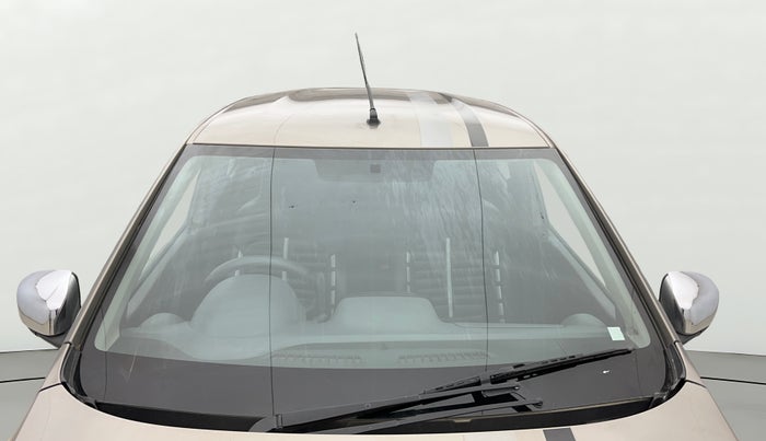 2017 Renault Kwid RXT 1.0 AMT (O), Petrol, Automatic, 49,444 km, Front Windshield