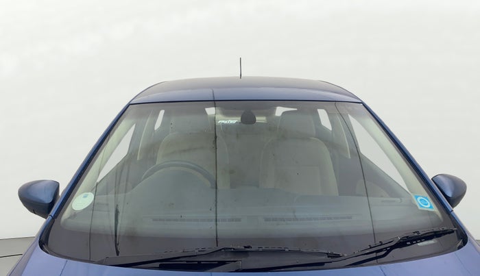 2017 Volkswagen Ameo HIGHLINE PLUS 1.5L AT 16 ALLOY, Diesel, Automatic, 71,356 km, Front Windshield