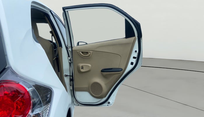 2015 Honda Brio S MT, CNG, Manual, 92,215 km, RHS Rear Door