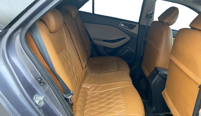 2018 Hyundai Elite i20 ASTA 1.2, Petrol, Manual, 79,192 km, Right Side Rear Door Cabin