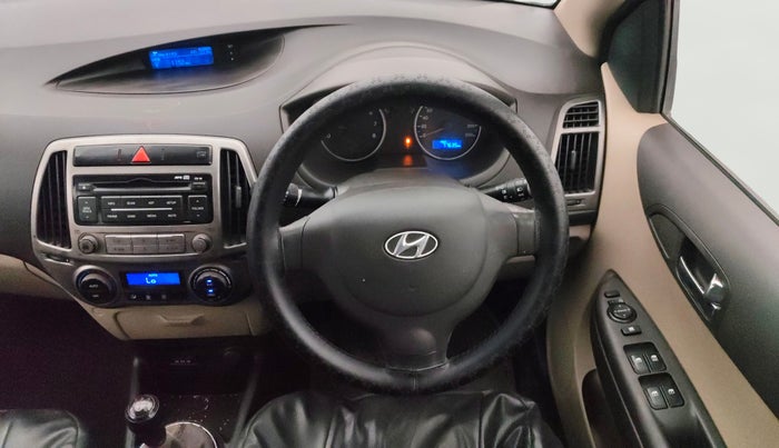 2013 Hyundai i20 MAGNA 1.2, Petrol, Manual, 77,604 km, Steering Wheel Close Up