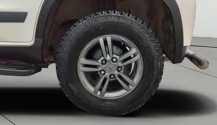 2019 Mahindra TUV300 T10, Diesel, Manual, 61,847 km, Left Rear Wheel