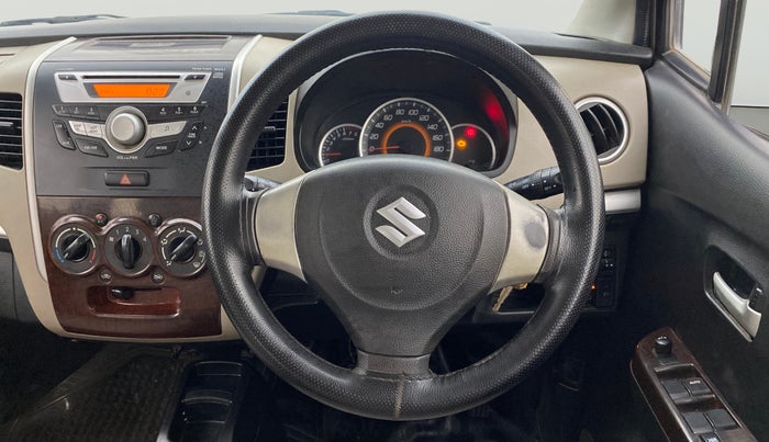 2016 Maruti Wagon R 1.0 VXI, CNG, Manual, 1,09,870 km, Steering Wheel Close Up