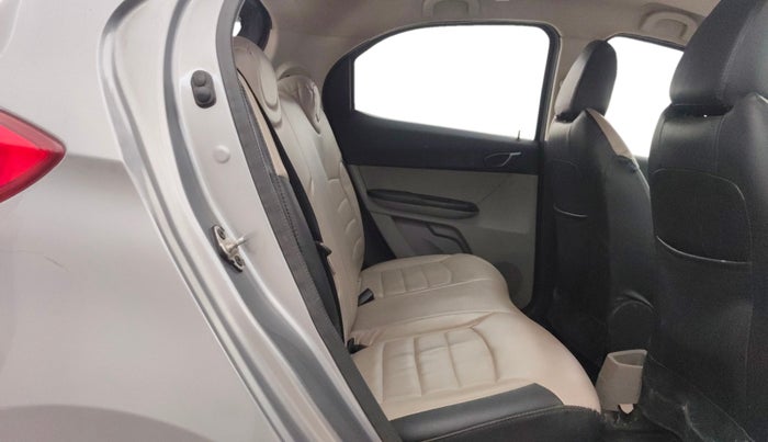 2019 Tata Tiago XZ PETROL, CNG, Manual, 28,177 km, Right Side Rear Door Cabin