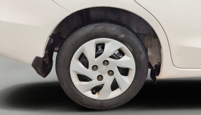 2016 Honda Amaze 1.5L I-DTEC S, Diesel, Manual, 1,05,076 km, Right Rear Wheel