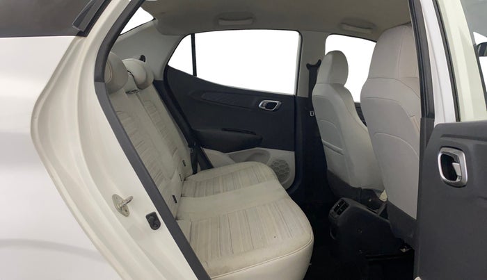 2020 Hyundai AURA SX 1.2 (O), Petrol, Manual, 76,765 km, Right Side Rear Door Cabin