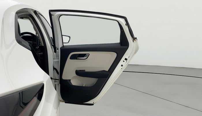 2022 Tata ALTROZ XZ PETROL, Petrol, Manual, 25,933 km, RHS Rear Door