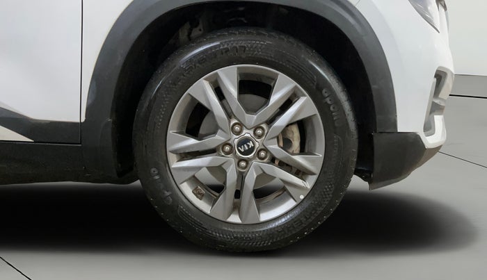 2020 KIA SELTOS HTX IVT 1.5 PETROL, Petrol, Automatic, 76,972 km, Right Front Wheel