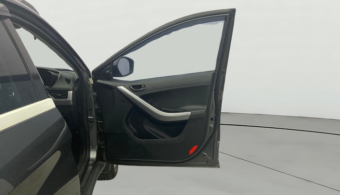 2020 Tata NEXON XMA PETROL, Petrol, Automatic, 55,768 km, RHS Front Door
