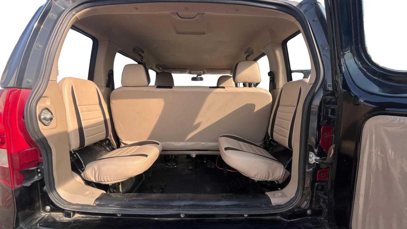 2023 Mahindra BOLERO NEO N 4, Diesel, Manual, 25,909 km, Third Seat Row ( optional )