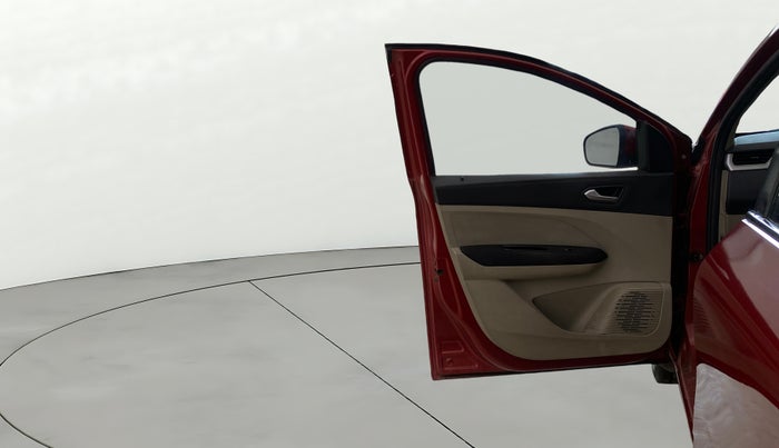 2020 Renault TRIBER RXZ, Petrol, Manual, 59,218 km, LHS Front Door